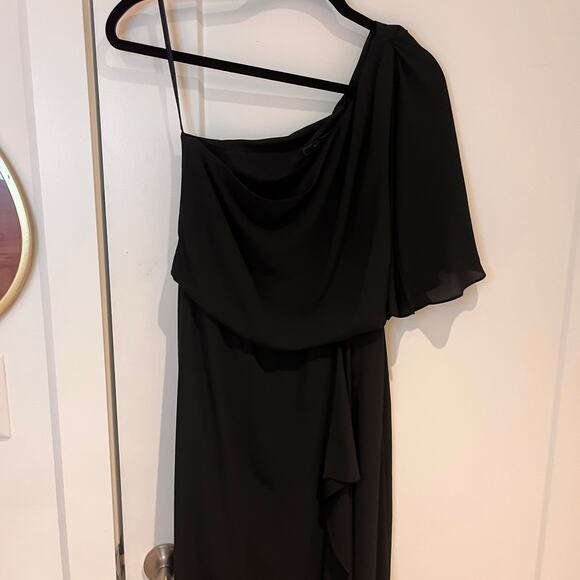 BCBGMaxAzria Black Chiffon One Shoulder Maxi Dress Sz 2 - Picture 2 of 9